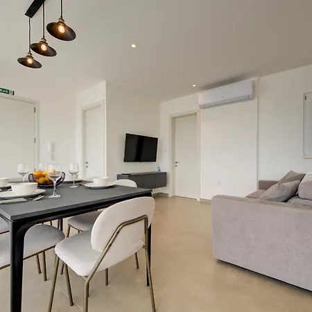 The Valley Collection - B23 Apartment *