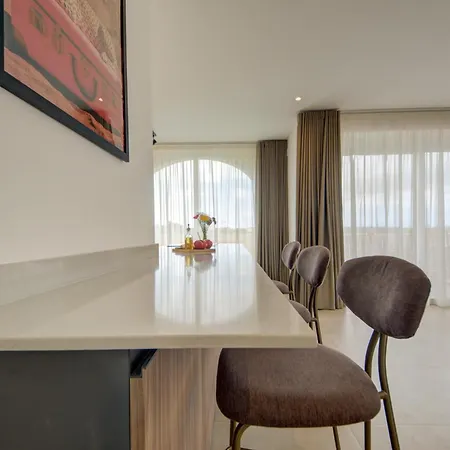 The Valley Collection - B23