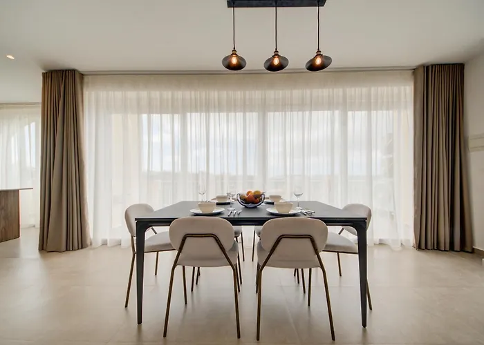 The Valley Collection - B23